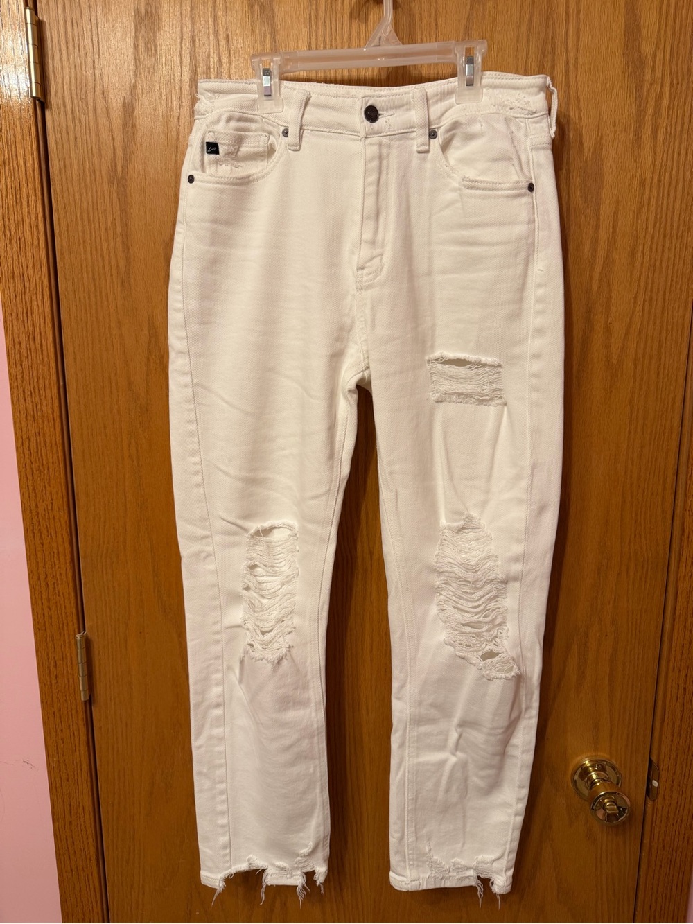 Women’s White KanCan Jeans Size 9/28